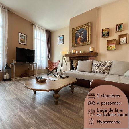 Cote Chateau - Grand Appartement Au Coeur De بلْوا المظهر الخارجي الصورة